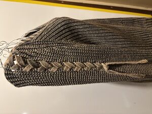 Romeo‎ & Juliet Couture Small Sweater